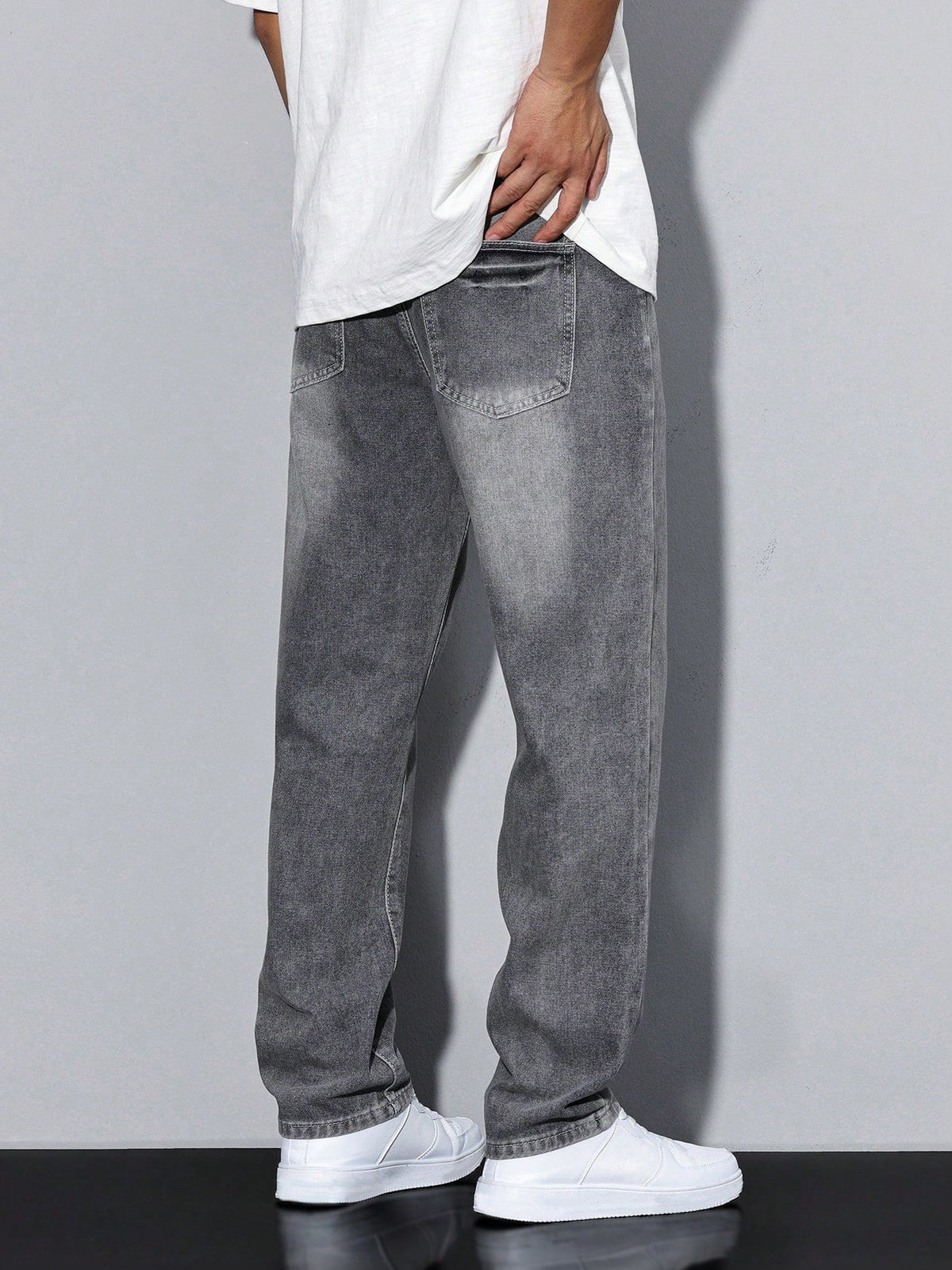 Men's Baggy Jeans with Straight Legs