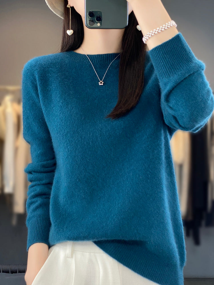Women's Classic Crew Neck Knit Sweater