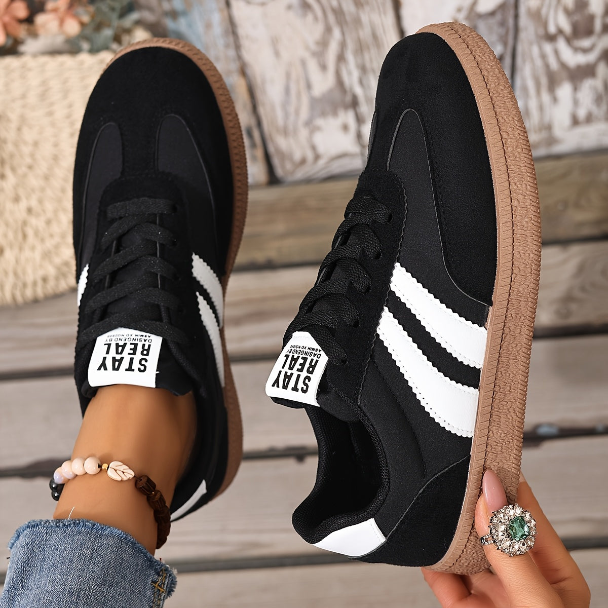 Women's Retro Low-Top Sneakers with Side Stripes