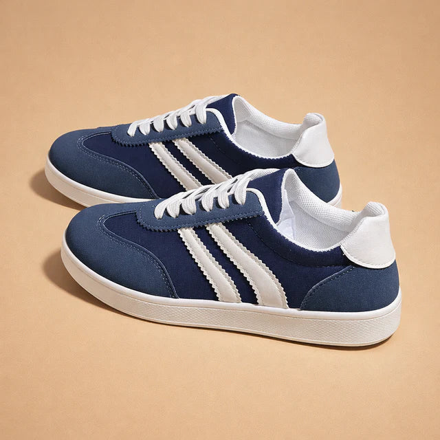 Women's Retro Low Top Lace-Up Sneakers